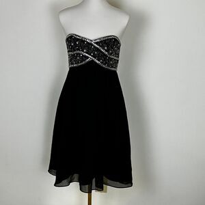 Dusk by Sheila Yen Black Cocktail Dress Sequined Beaded Strapless Black Size 6